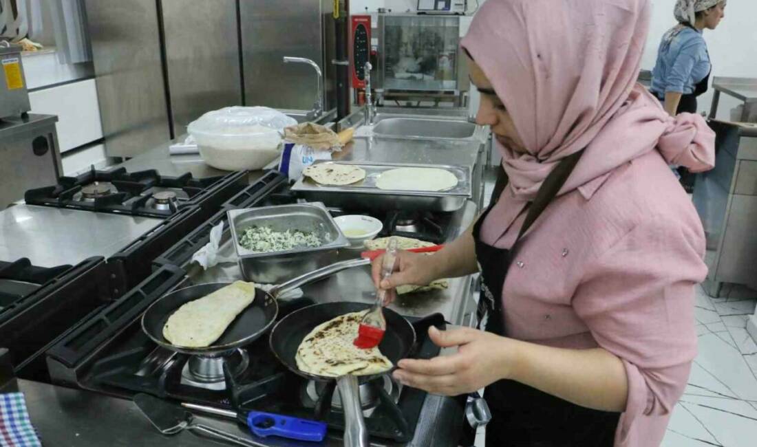 Diyarbakır Ticaret ve Sanayi Odası'na bağlı KEY-MA Kadın Kooperatifi, yöresel