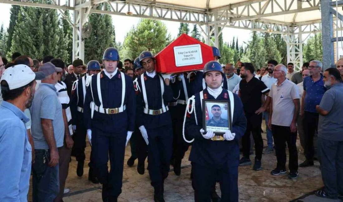 Ankara'nın Polatlı ilçesinde intihar eden Topçu Er Edip Can Karar'ın
