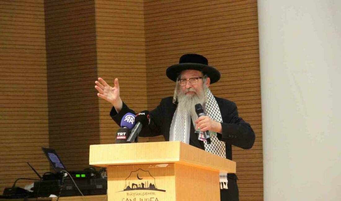Şanlıurfa'da gerçekleşen uluslararası bir toplantıda Yahudi Haham Yisroel Dovid Weiss,