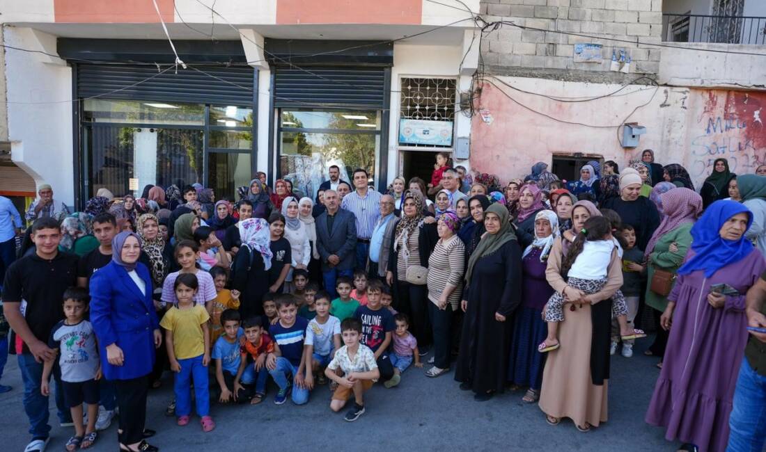 Şehitkamil Belediye Başkanı Umut Yılmaz, Çıksorut Mahallesi'nde kadınlarla bir araya