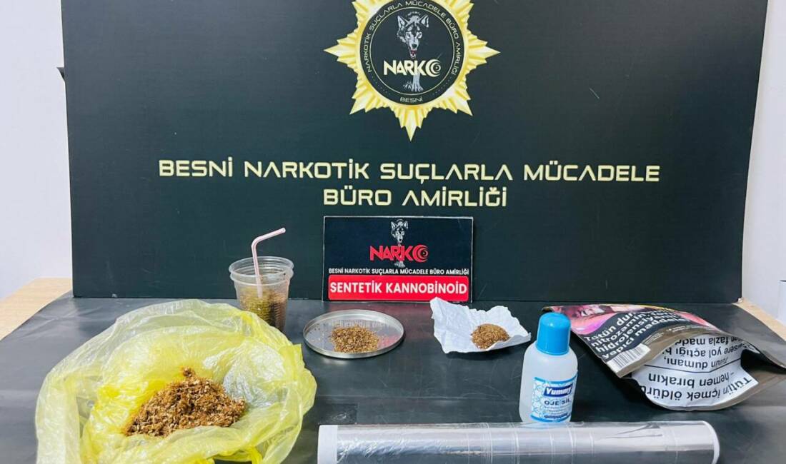 Besni’de gece saatlerinde gerçekleştirilen uyuşturucu operasyonunda 3 kişi tutuklandı.