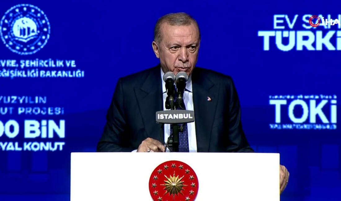 Cumhurbaşkanı Recep Tayyip Erdoğan, Başakşehir'de düzenlenen "Yüzyılın Konut Projesi Programı"na
