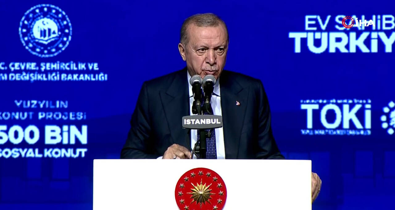 Cumhurbaşkanı Recep Tayyip Erdoğan, Başakşehir'de düzenlenen "Yüzyılın Konut Projesi Programı"na