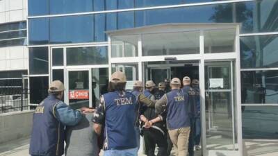 Adıyaman’da terör örgütü DEAŞ’a yönelik düzenlenen operasyonda gözaltına alınan 7