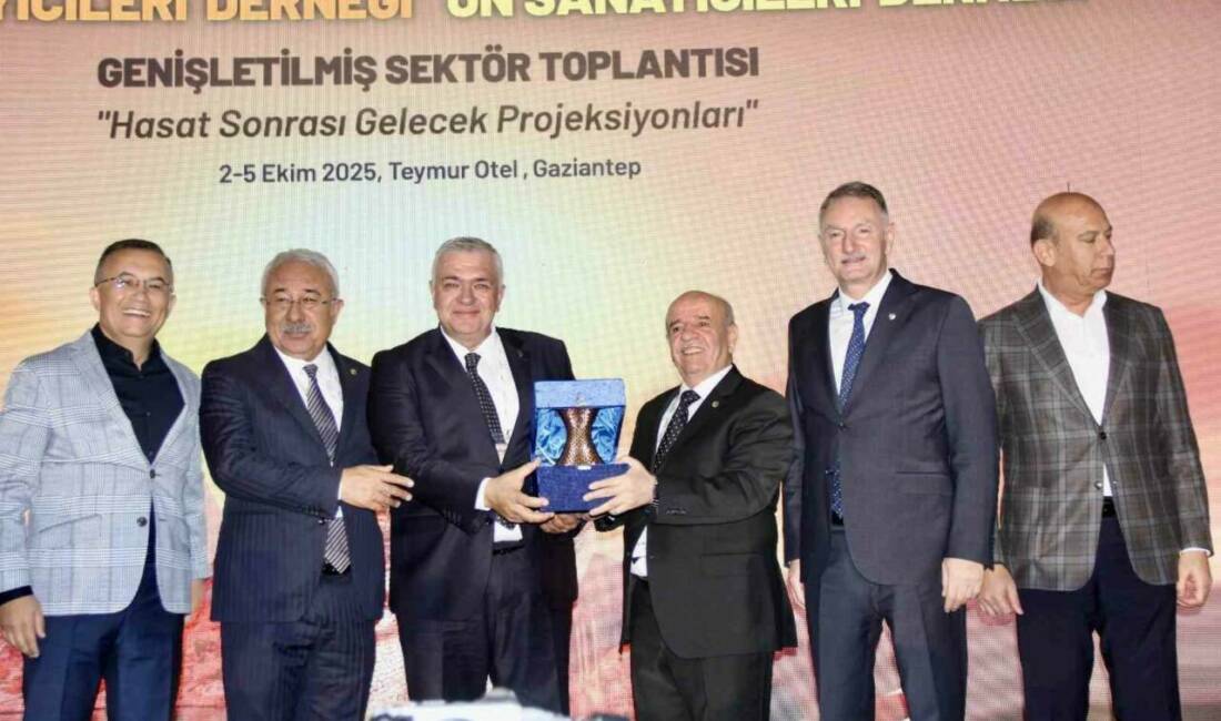 GTB Yönetim Kurulu Başkanı Mehmet Akıncı, un sektörünün üretiminin yanı