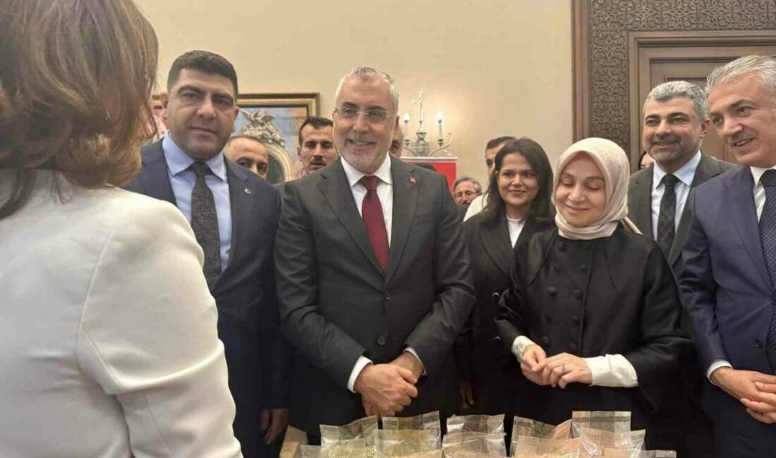 Bakan Işıkhan, Yüzyılın Kadın İstihdamı İş Pozitif Kapanış Programı kapsamında