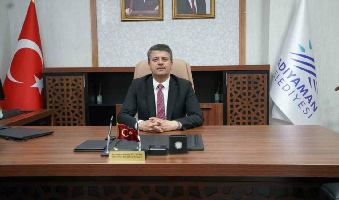 Başkan Tutdere’den 29 Ekim mesajı Adıyaman Belediye Başkanı Abdurrahman Tutdere, 29 Ekim Cumhuriyet Bayramı ile