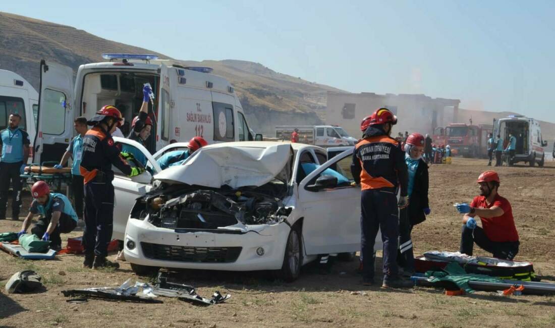 Batman Valisi Ekrem Canalp, Dicle Nehri kenarındaki Kılıç köyünde geniş