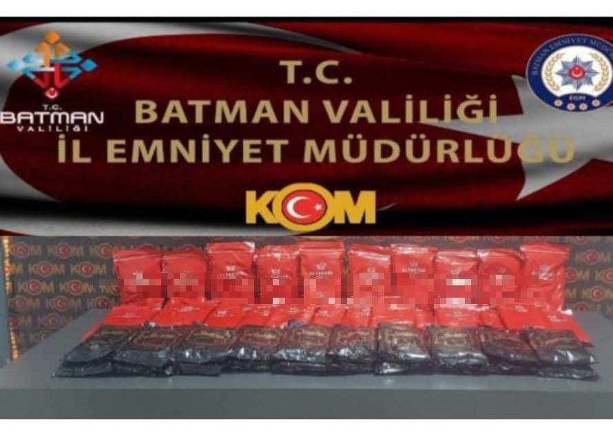 Batman'da gerçekleştirilen operasyonda durdurulan araçta 44 kilogram gümrük kaçağı nargile