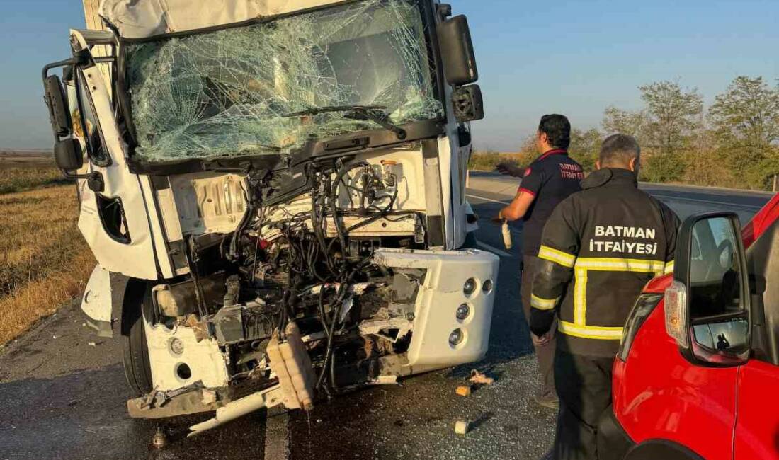 Batman'da meydana gelen trafik kazasında iki tır çarpıştı, 1 kişi