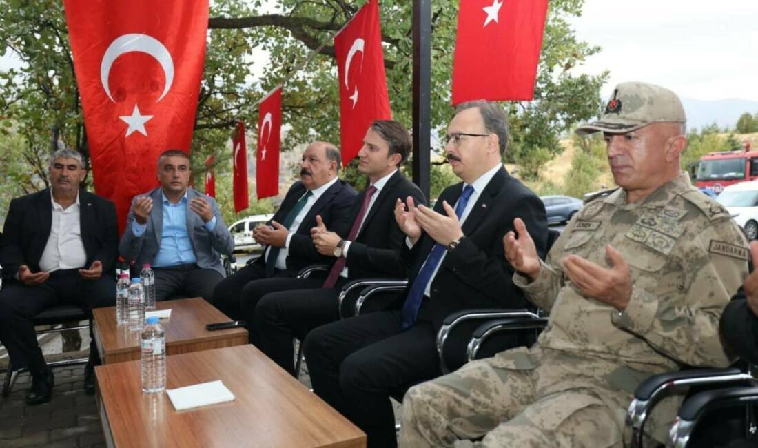 Siirt'in Baykan ilçesine bağlı Derince köyünde terör örgütü tarafından 21