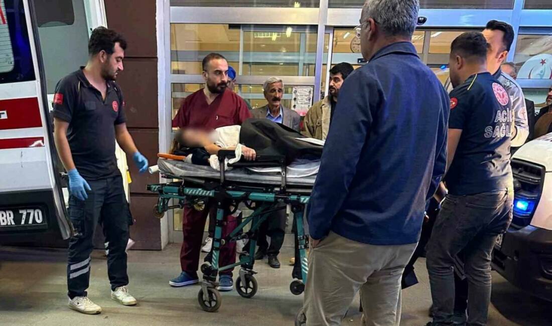 Bıçağı karnına saplayarak ağır yaralandı Adıyaman’da, bir kız çocuğu kendini bıçaklayarak ağır yaraladı.