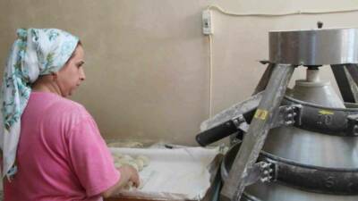 Şırnaklı 45 yaşındaki kadın 8 yıl önce sac ekmek pişirerek