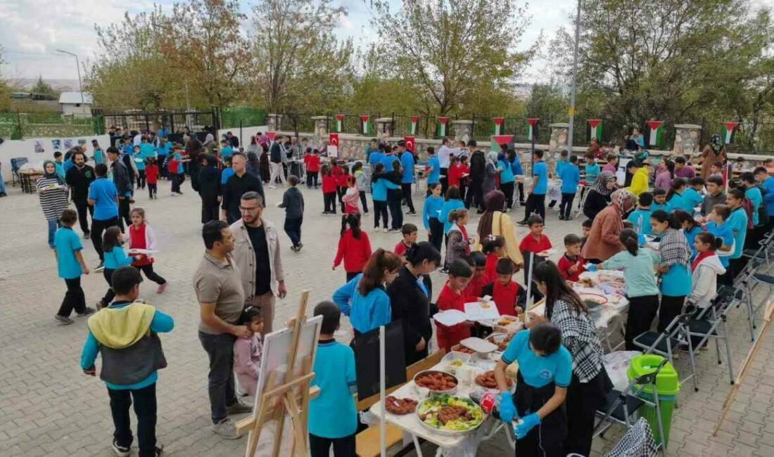 Adıyaman'ın Kahta ilçesindeki Bölükyayla Ortaokulu ve İmam Hatip Ortaokulu iş