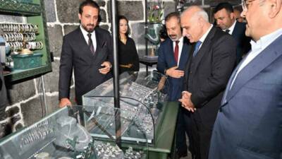 Diyarbakır Hasırevi ve El Sanatları Atölyesi'nin açılış törenine Diyarbakır Kuyumcular