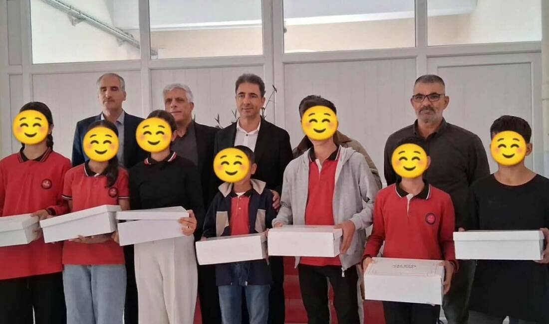 Çermik ilçesinde yaşayan 300 ihtiyaç sahibi öğrenciye Çüngüş, Çermikliler Derneği
