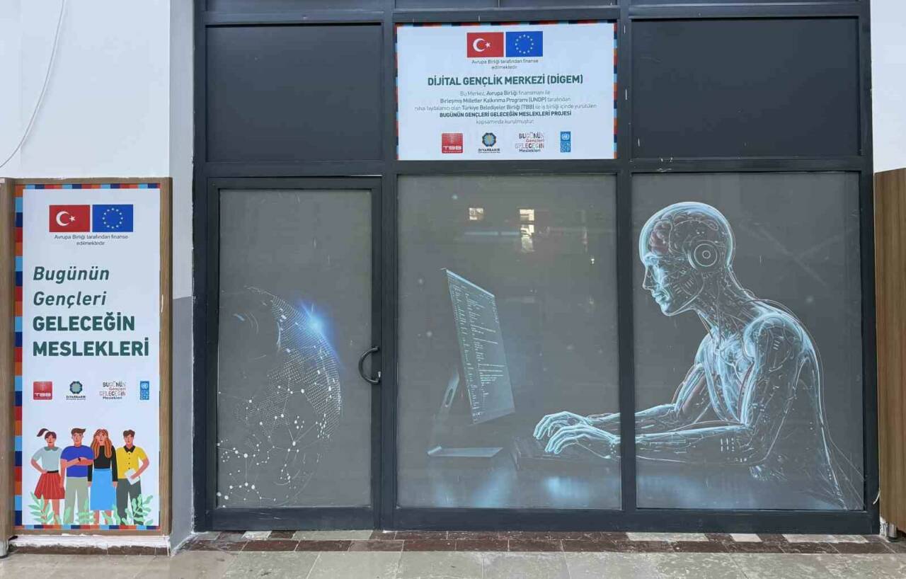 Diyarbakır Büyükşehir Belediyesi'nin Avrupa Birliği ve UNDP desteğiyle yürüttüğü "Bugünün