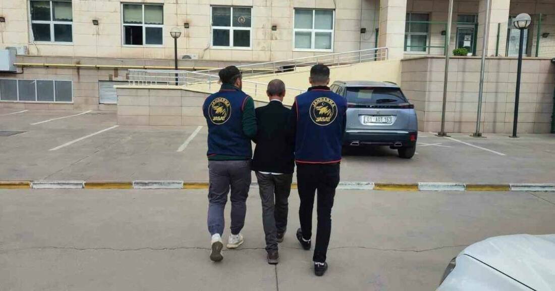 Diyarbakır’da haklarında kesinleşmiş hapis cezası bulunan 68 kişi yakalandı Diyarbakır’da jandarma ekiplerince düzenlenen operasyonlarda haklarında kesinleşmiş hapis cezası bulunan