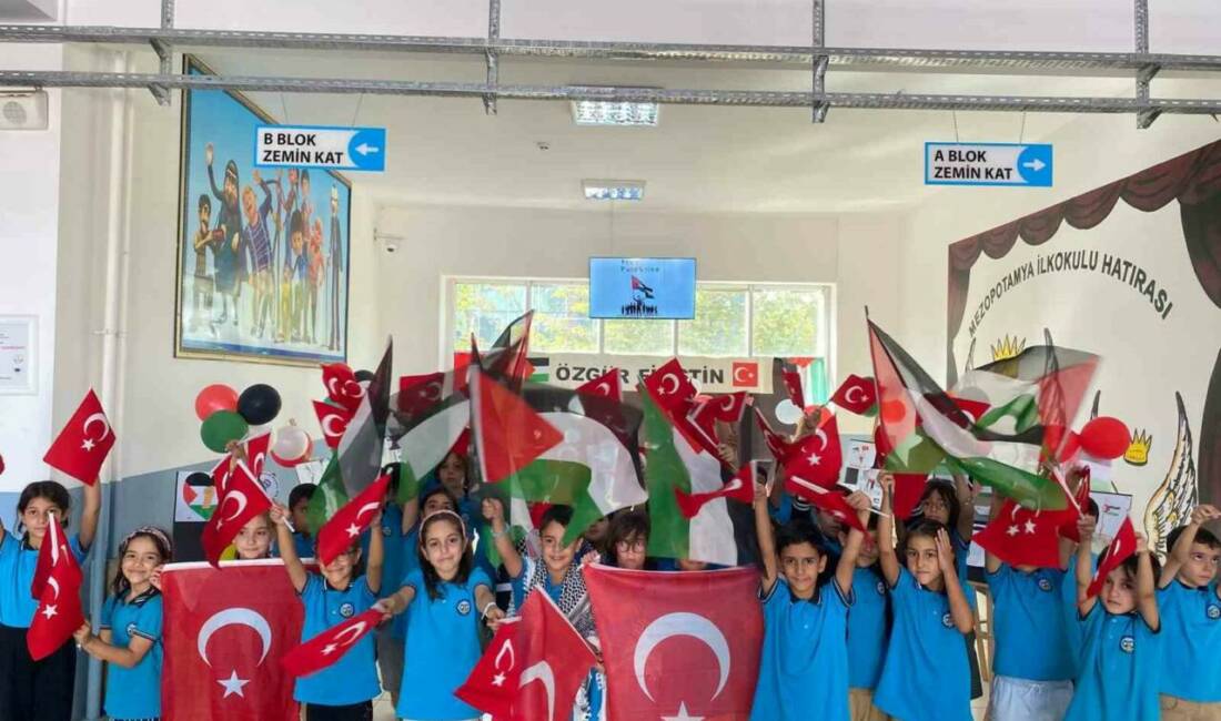 Diyarbakır'daki Mezopotamya İlkokulu öğrencileri, Filistin halkına destek amacıyla etkinlik düzenledi.