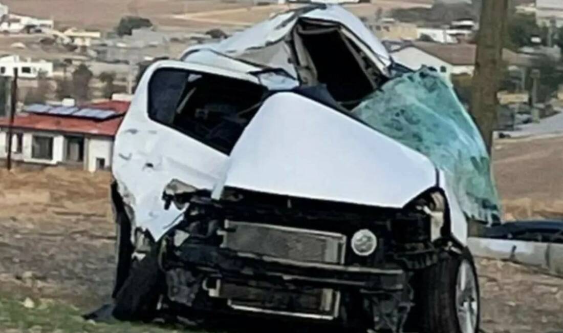 Diyarbakır’da tırın çarptığı otomobilin sürücüsü hayatını kaybetti Diyarbakır’ın Çınar ilçesinde meydana gelen kazada tırın çarptığı otomobilin sürücüsü