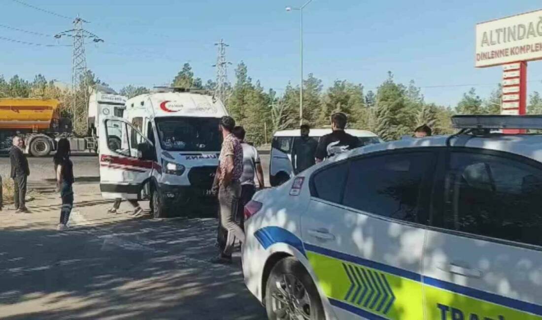 Diyarbakır-Elazığ karayolu üzerinde meydana gelen zincirleme trafik kazasında 1 kişi