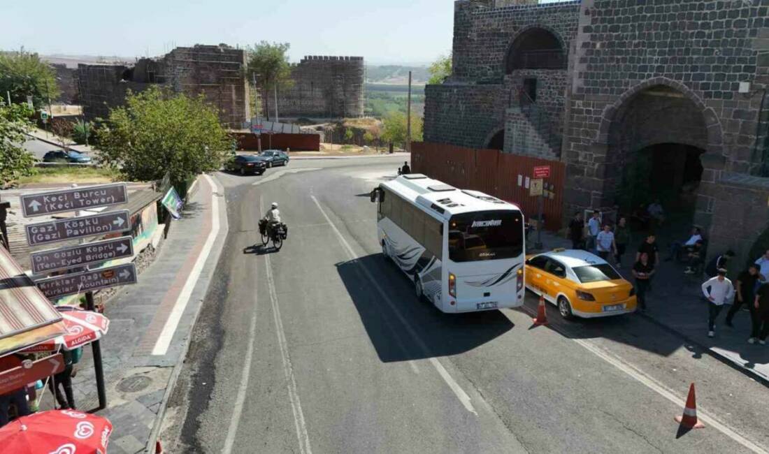 30 yaşındaki Burak Özbek, doğum gününde radikal bir karar alarak