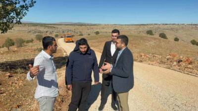 Eğil Belediyesi, Diyarbakır'ın Eğil ilçesinde 2700 metrelik sathi kaplama asfalt