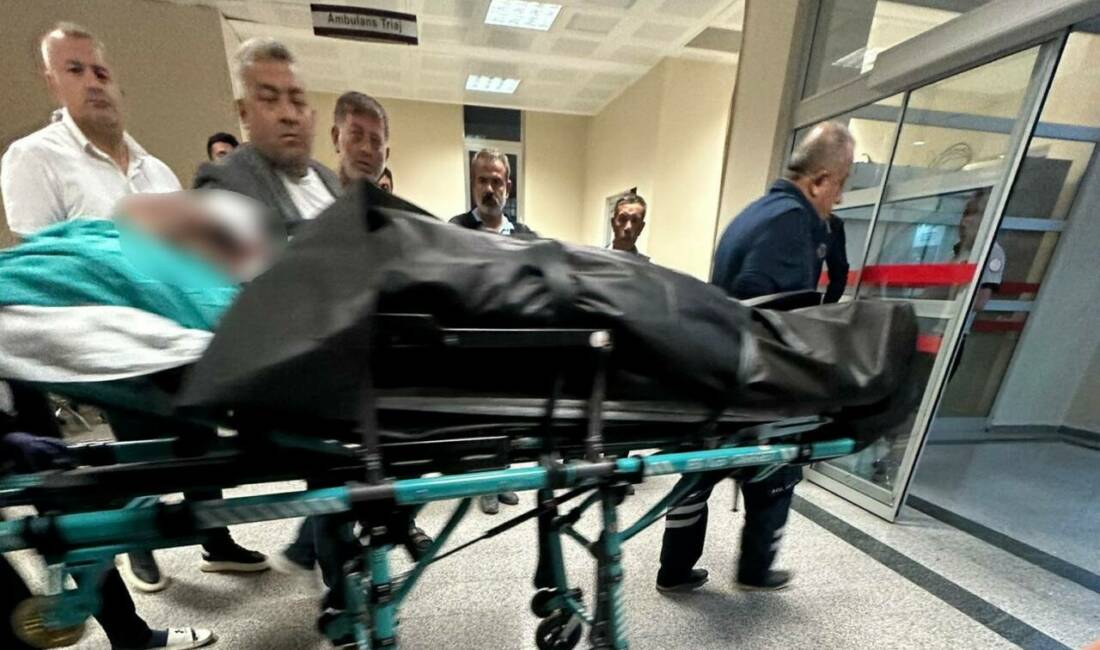 Elektrik akımına kapılan işçi ağır yaralandı Adıyaman'ın Kahta ilçesine bağlı Göçeri Köyü yakınlarında bir inşaat alanında