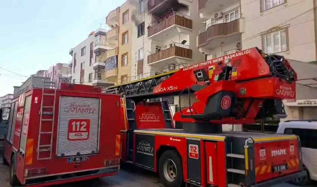 Nizip ilçesinde bir evde elektrik kontağından kaynaklanan yangında 4 kişi