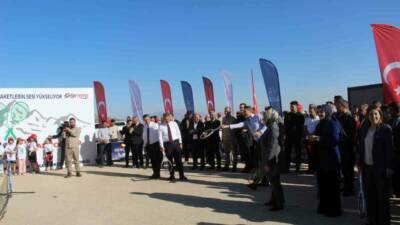 Enerji ve Tabii Kaynaklar Bakanı Alparslan Bayraktar, ülke genelinde farlı