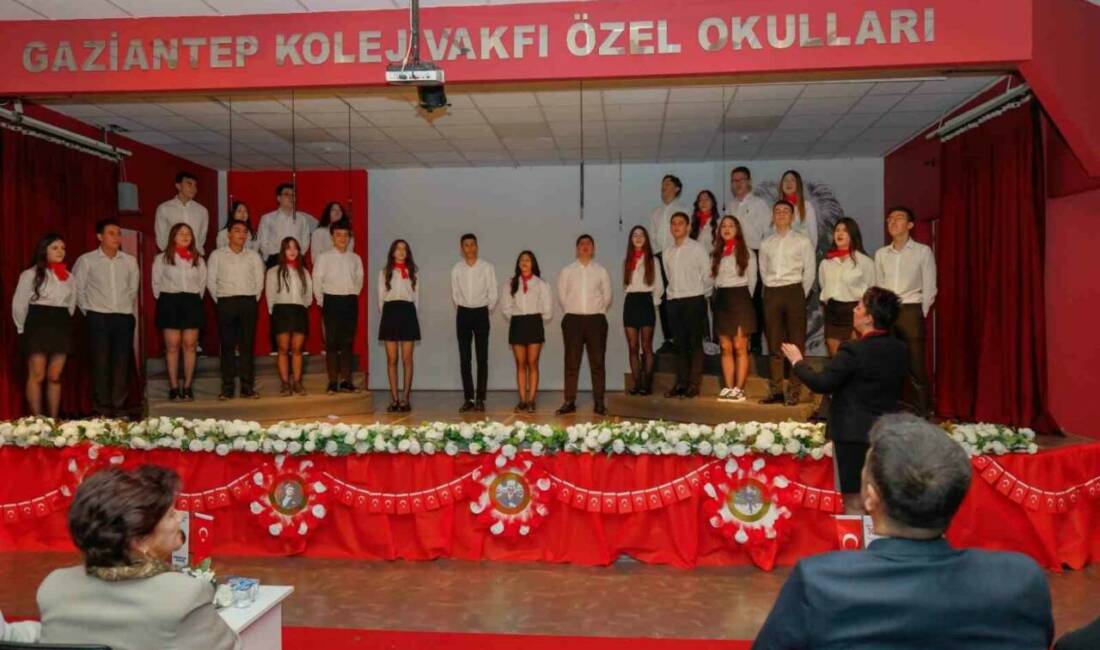 Gaziantep Kolej Vakfı Özel Okullarında Cumhuriyet Bayramı coşkusu Cumhuriyet’in kuruluşunun 102.yıl dönümü ve 29 Ekim Cumhuriyet Bayramı etkinlikleri