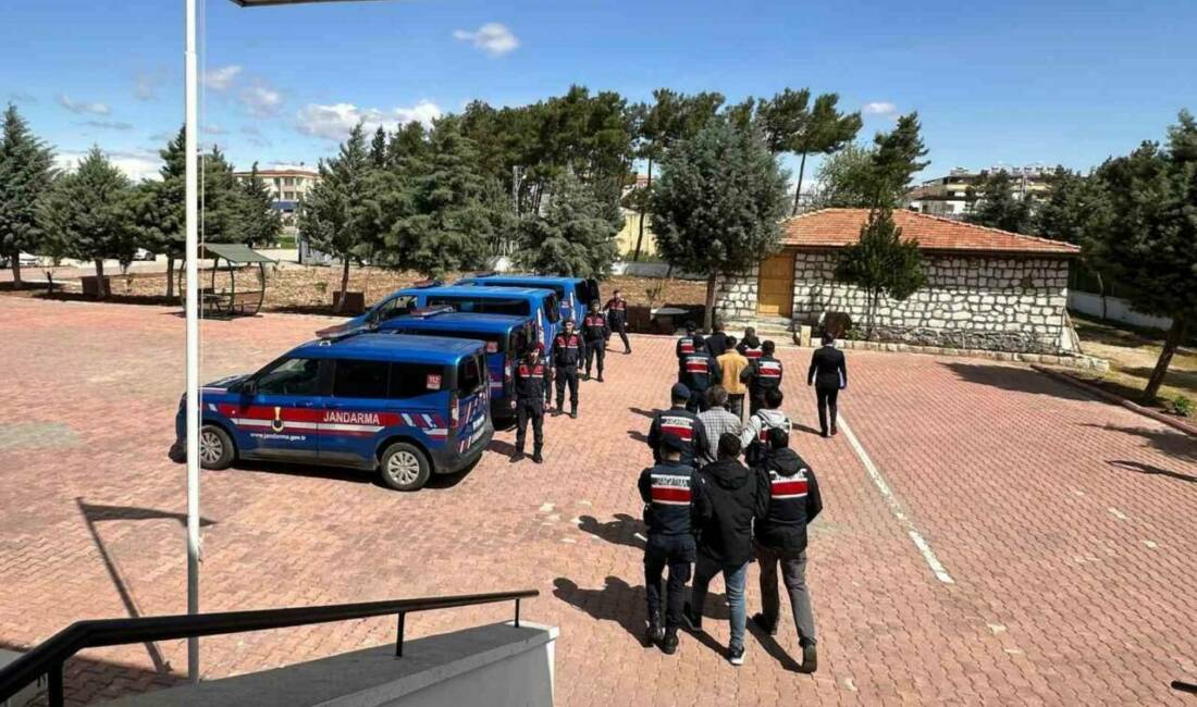 Gaziantep'te arazi anlaşmazlığı sebebiyle meydana gelen olayda 2 kardeş ve