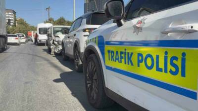 Gaziantep'te meydana gelen trafik kazasında, 2 işçi servisi, 1 hafif