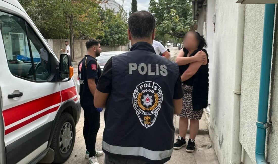 Genç kız sokak ortasında yumruklu ve tekmeli saldırıya uğradı Adıyaman'ın Siteler Mahallesi'nde genç kızın sokak ortasında yumruklu ve tekmeli
