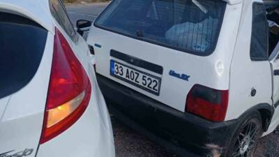 Adıyaman’da iki otomobilin çarpışması sonucu 5 kişi yaralandı.