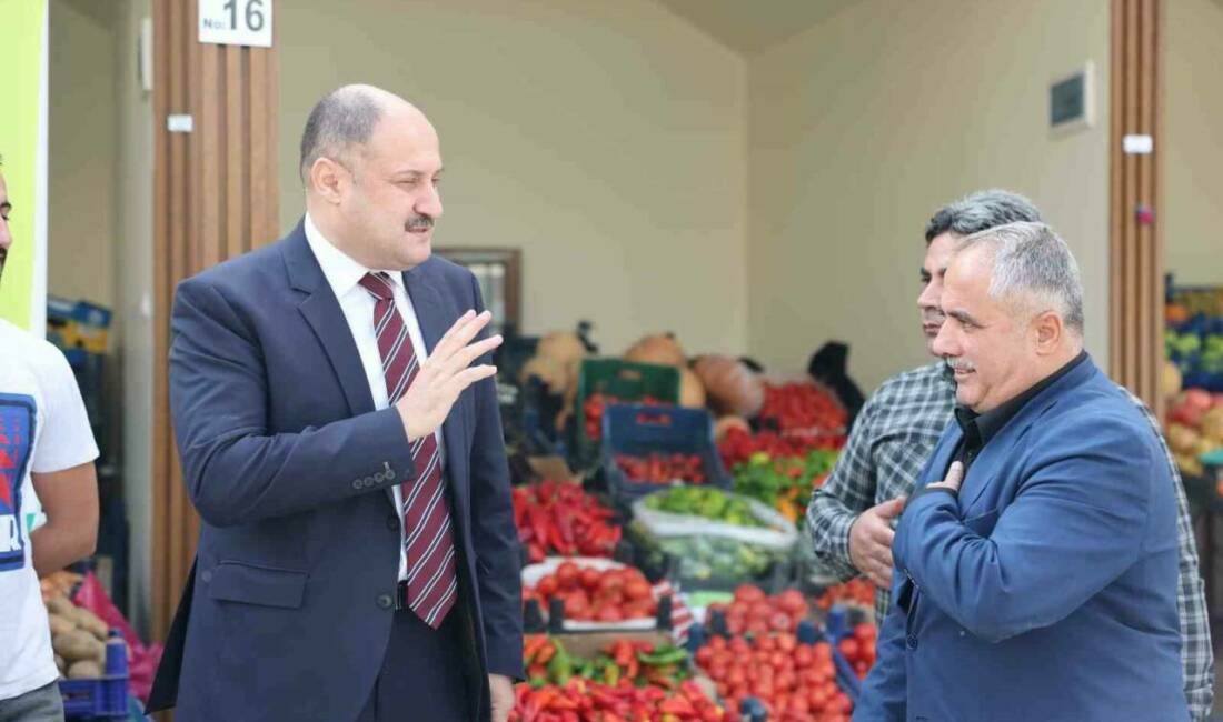 Şanlıurfa Büyükşehir Belediye Başkanı Mehmet Kasım Gülpınar, 11 Nisan Manavlar