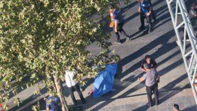 Diyarbakır'da kaldırımda yürürken silahla vurularak öldürülen bir kişinin, önceden husumetlileri