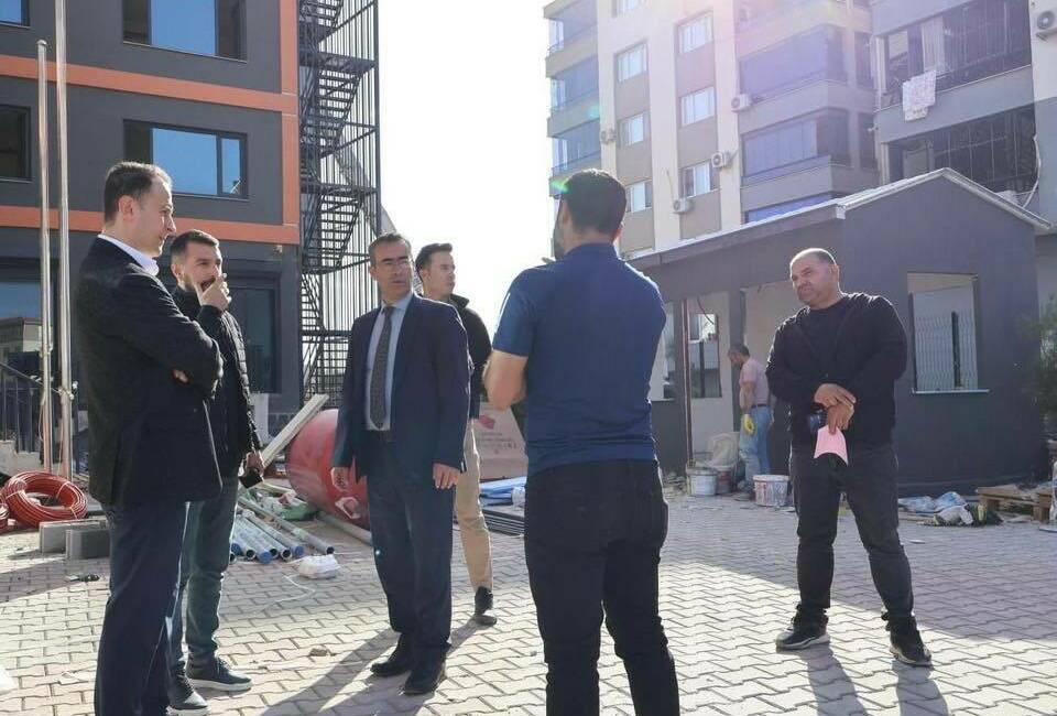 Şırnak’ın İdil ilçesindeki yeni öğrenci yurdu inşaatını ziyaret eden İdil