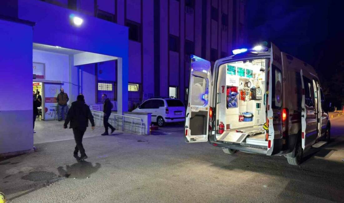 Adıyaman'ın Kahta ilçesinde iki kişi arasında çıkan bıçaklı kavgada bir
