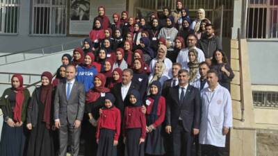 Şanlıurfa'nın Siverek ilçesindeki İmam Hatip Okulu öğrencileri, Gazze'ye destek olmak