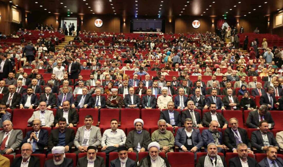 Gaziantep İslam Bilim ve Teknoloji Üniversitesi öncülüğünde düzenlenen Gaziantep Forum