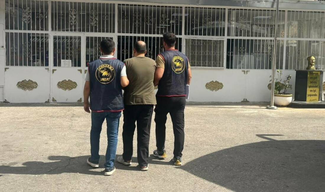 Gaziantep'te FETÖ/PDY silahlı terör örgütü üyesi olan ve hapis cezası