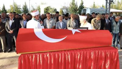 Bitlis'te trafik kazasında hayatını kaybeden Adıyamanlı Piyade Uzman Çavuş Serkan