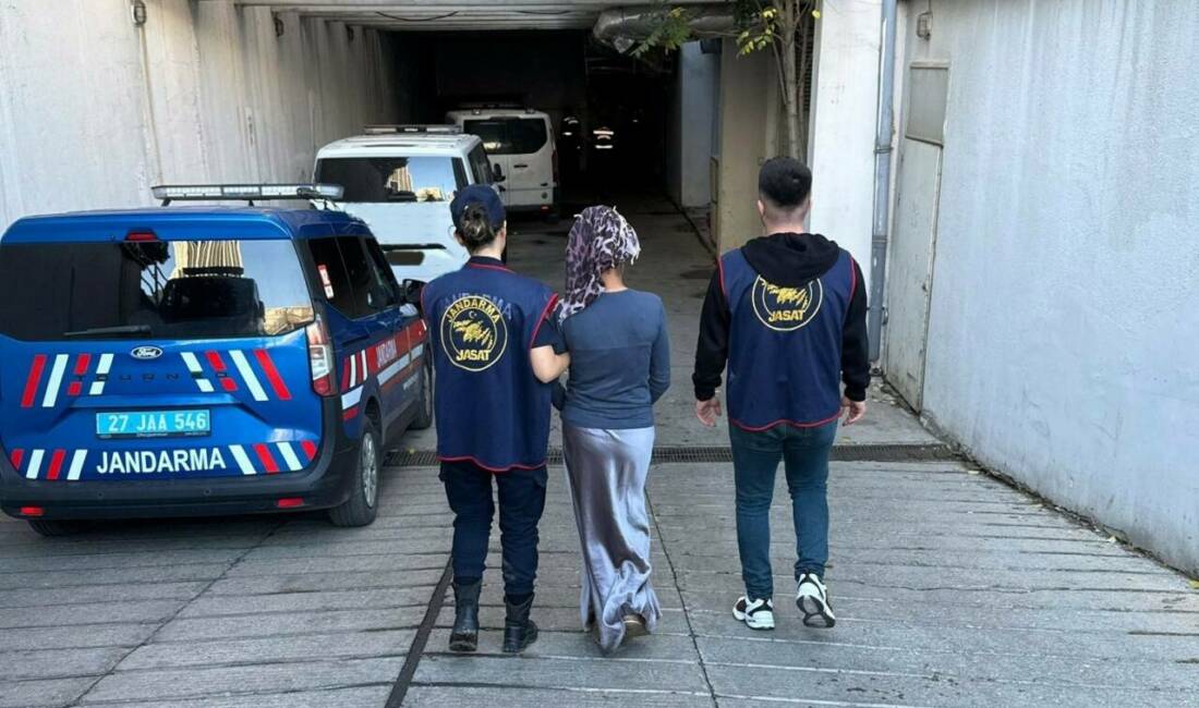 Kesinleşmiş 24 yıl hapis cezası ve 55 suç kaydı ile aranan hırsızlık şüphelisi yakalandı Gaziantep'te, 24 yıl hapis cezası ve 55 suç kaydı bulunan