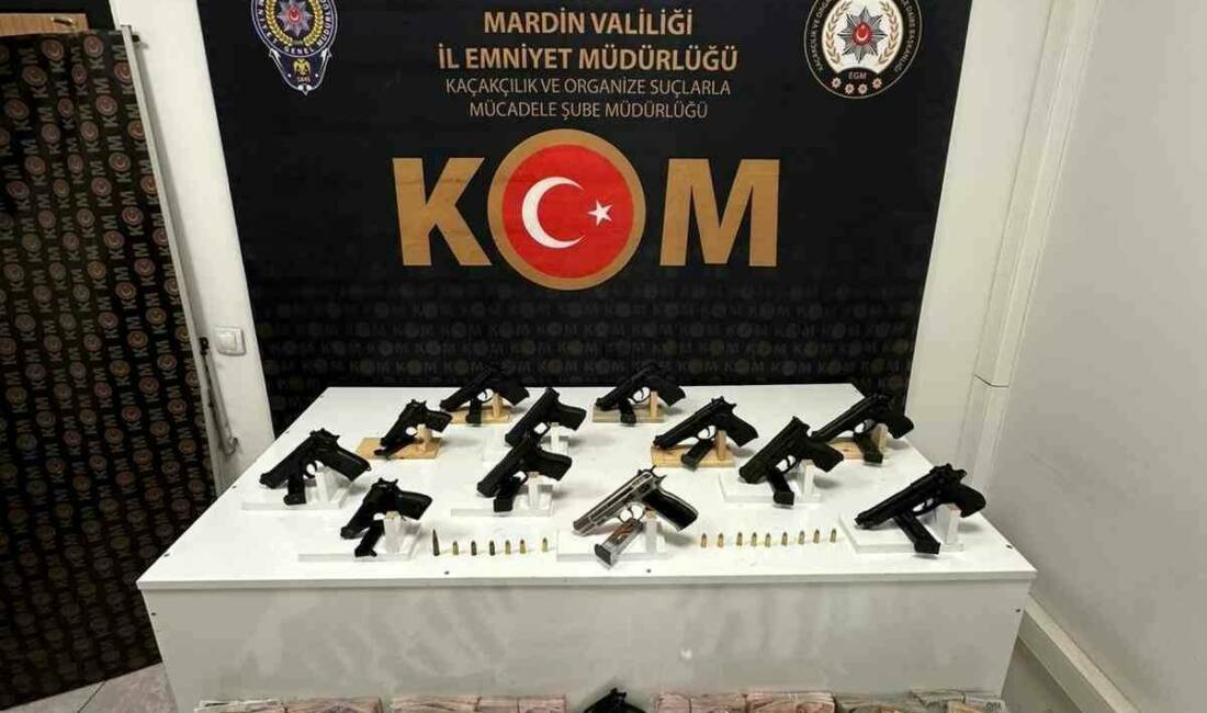 Mardin’de silah kaçakçılığı operasyonu: 1 tutuklama Mardin'in Kızıltepe ilçesinde silah kaçakçılığı ve ticareti operasyonunda 1 kişi