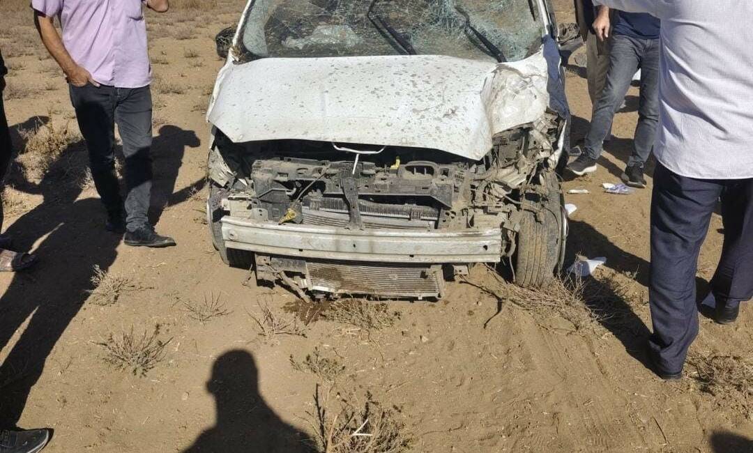 Mardin’de trafik kazası: 1 ölü, 1 yaralı Mardin'in Kızıltepe ilçesinde meydana gelen trafik kazasında hafif ticari araç