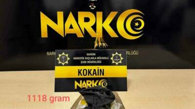 Mardin'de polis ekipleri tarafından bir araçta yapılan aramada 1 kilo