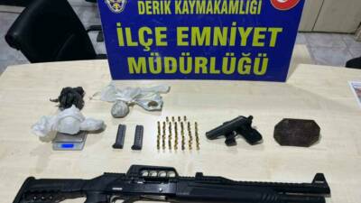 Derik ilçesinde düzenlenen uyuşturucu operasyonunda 21 kök Hint keneviri, 65,4