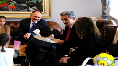 Şırnak Vakıf Anaokulu öğrencileri, İl Milli Eğitim Müdürü Bilal Yılmaz