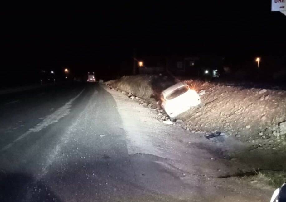 Adıyaman'ın Kahta-Diyarbakır Karayolu'nda meydana gelen trafik kazasında sürücüsünün direksiyon hakimiyetini